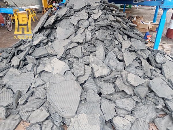 1745498832539956.jpg 1 (33).jpg